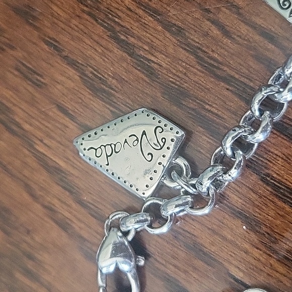 Vintage Brighton Las Vegas Nevada Charm Bracelet - EUC - K - Picture 10 of 13